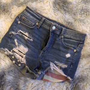DISTRESSED AMERICAN FLAG DENIM SHORTS